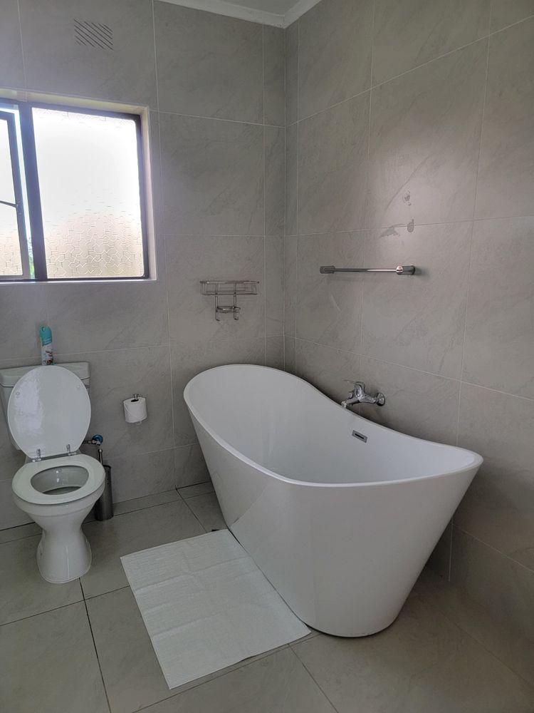 Bathtub